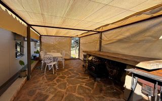 3 Bedroom Farm For Sale in Windhoek South