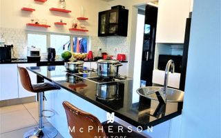 4 Bedroom House For Sale in Elisenheim, Windhoek