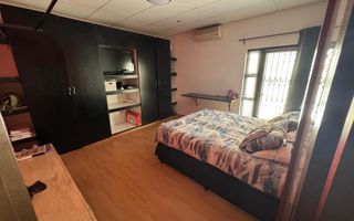 Office / Retail / Mixed Use For Sale in Prosperita