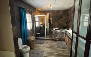 Office / Retail / Mixed Use For Sale in Prosperita