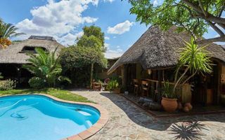 7 Bedroom Office / Retail / Mixed Use For Sale in Suiderhof