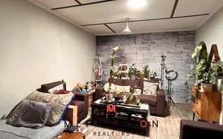 7 Bedroom House For Sale in Hochlandpark, Windhoek