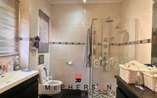 7 Bedroom House For Sale in Hochlandpark, Windhoek