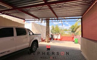 7 Bedroom House For Sale in Hochlandpark, Windhoek