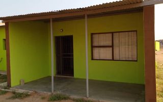 2 Bedroom House For Sale in Windhoek South, Windhoek