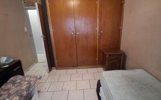 3 Bedroom House For Sale in Academia