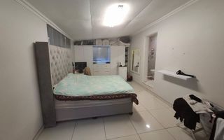 3 Bedroom House For Sale in Academia