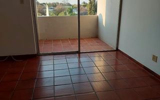 3 Bedroom Apartment/Penthouse For Sale in Pioneerspark, Wind...