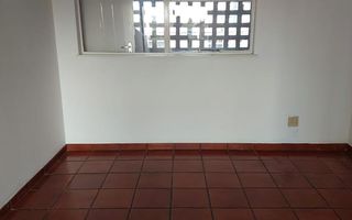 3 Bedroom Apartment/Penthouse For Sale in Pioneerspark, Wind...