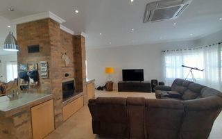 2 Bedroom House For Sale in ROSSMUND GOLF RESORT