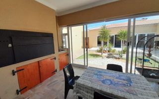 2 Bedroom House For Sale in ROSSMUND GOLF RESORT