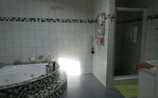 3 Bedroom House For Sale in Vineta