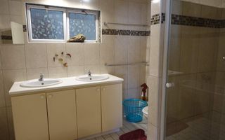 2 Bedroom Apartment/Penthouse For Sale in Swakopmund Central...