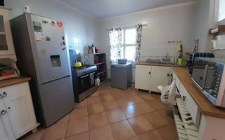 3 Bedroom Apartment/Penthouse For Sale in Vineta