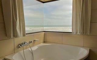 4 Bedroom House For Sale in Mile 4