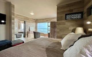 4 Bedroom House For Sale in Mile 4