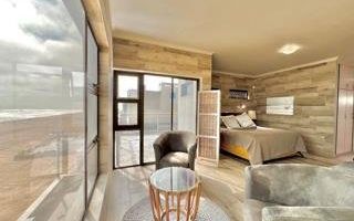 4 Bedroom House For Sale in Mile 4