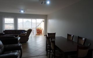 2 Bedroom Apartment/Penthouse For Sale in Swakopmund Central