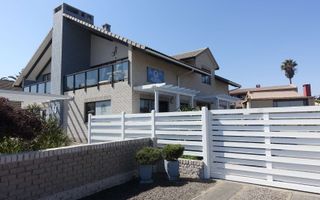 4 Bedroom House For Sale in Vineta, Swakopmund
