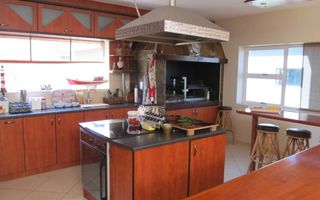 4 Bedroom House For Sale in Vogelstrand