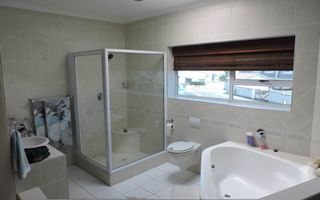 4 Bedroom House For Sale in Vogelstrand