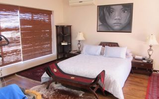 4 Bedroom House For Sale in Vogelstrand