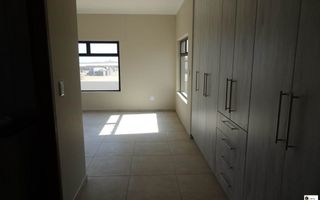 3 Bedroom House For Sale in Mile 4 Ext 1