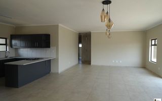 3 Bedroom House For Sale in Mile 4 Ext 1