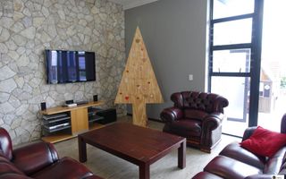 5 Bedroom House For Sale in Ocean View