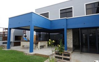 5 Bedroom House For Sale in Ocean View