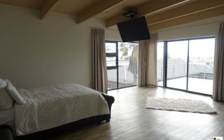 5 Bedroom House For Sale in Ocean View