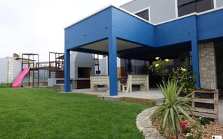 5 Bedroom House For Sale in Ocean View