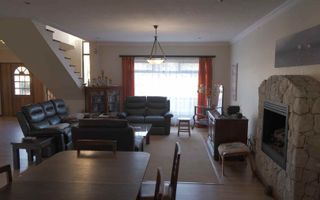 5 Bedroom House For Sale in Kramersdorf