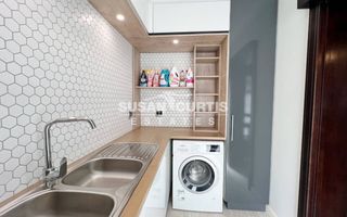 3 Bedroom House For Sale in Long Beach