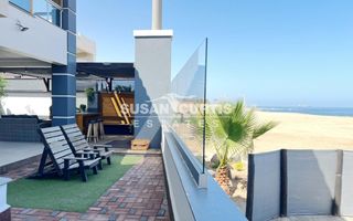 3 Bedroom House For Sale in Long Beach