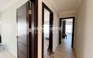 3 Bedroom House For Sale in Long Beach