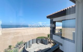 3 Bedroom House For Sale in Long Beach