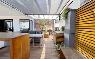 3 Bedroom House For Sale in Long Beach