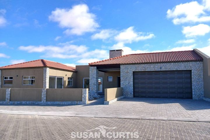 3 Bedroom House For Sale in Rossmund, Swakopmund