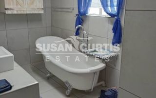 3 Bedroom House For Sale in Usakos