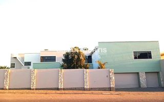 5 Bedroom House For Sale in Ocean View, Swakopmund