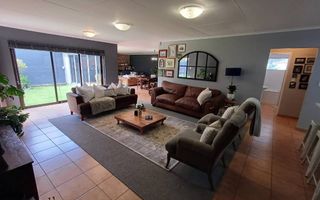 3 Bedroom House For Sale in Fairway Estate