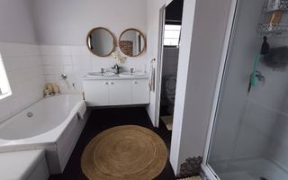 3 Bedroom House For Sale in Fairway Estate