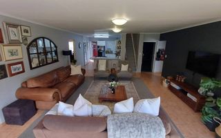 3 Bedroom House For Sale in Fairway Estate
