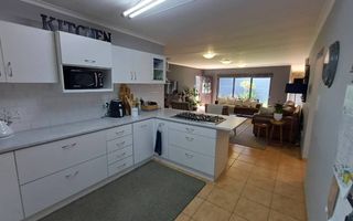 3 Bedroom House For Sale in Fairway Estate