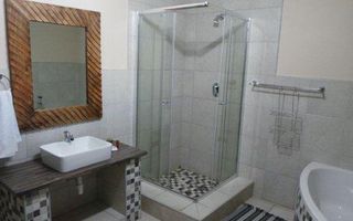 11 Bedroom House For Sale in Meersig