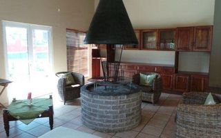 11 Bedroom House For Sale in Meersig