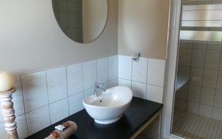 11 Bedroom House For Sale in Meersig