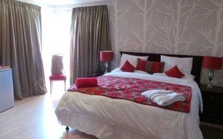 11 Bedroom House For Sale in Meersig