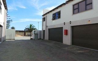 3 Bedroom Townhouse For Sale in Walvis Bay Central
